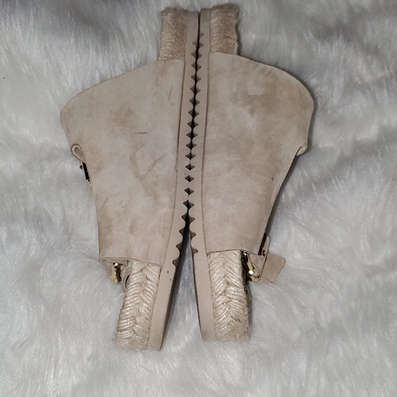 Bio Bio Size 10 Tan Espadrille Sandals - Picture 2 of 5